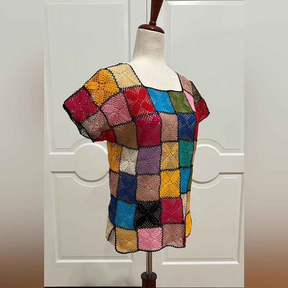 One of the kind Multicolor Zapotec crochet blouse from Oaxaca. - Picture 6 of 8